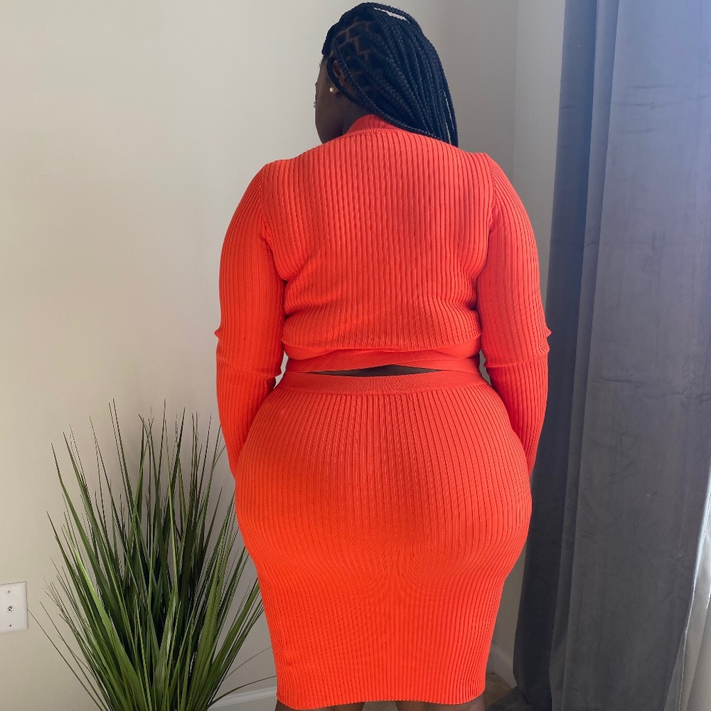 Ribbed Knit Cutout Bodycon Skirt in Bright Red - Picture 4 of 9